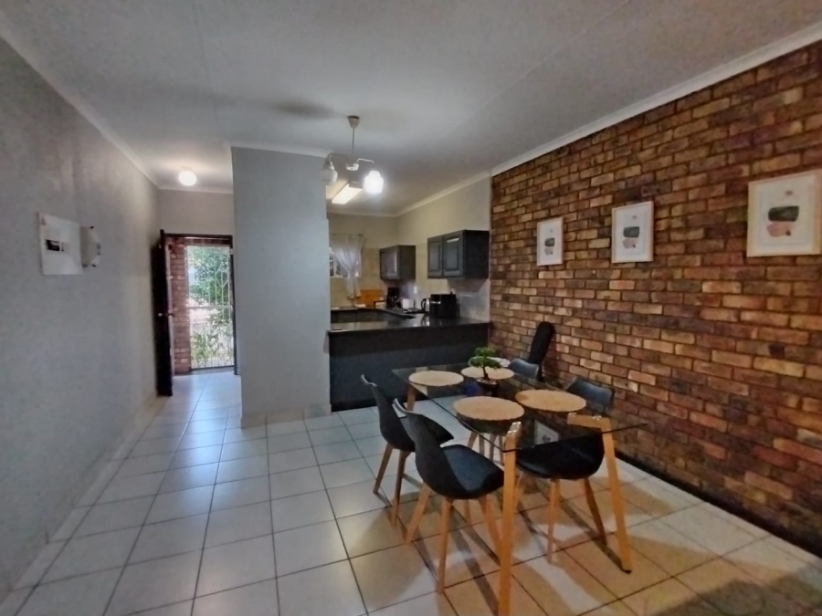 2 Bedroom Property for Sale in Safari Gardens North West